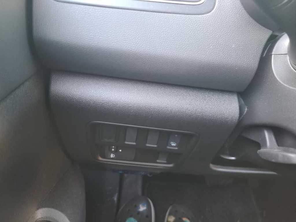 SAMSUNG QM6 - Vista 9