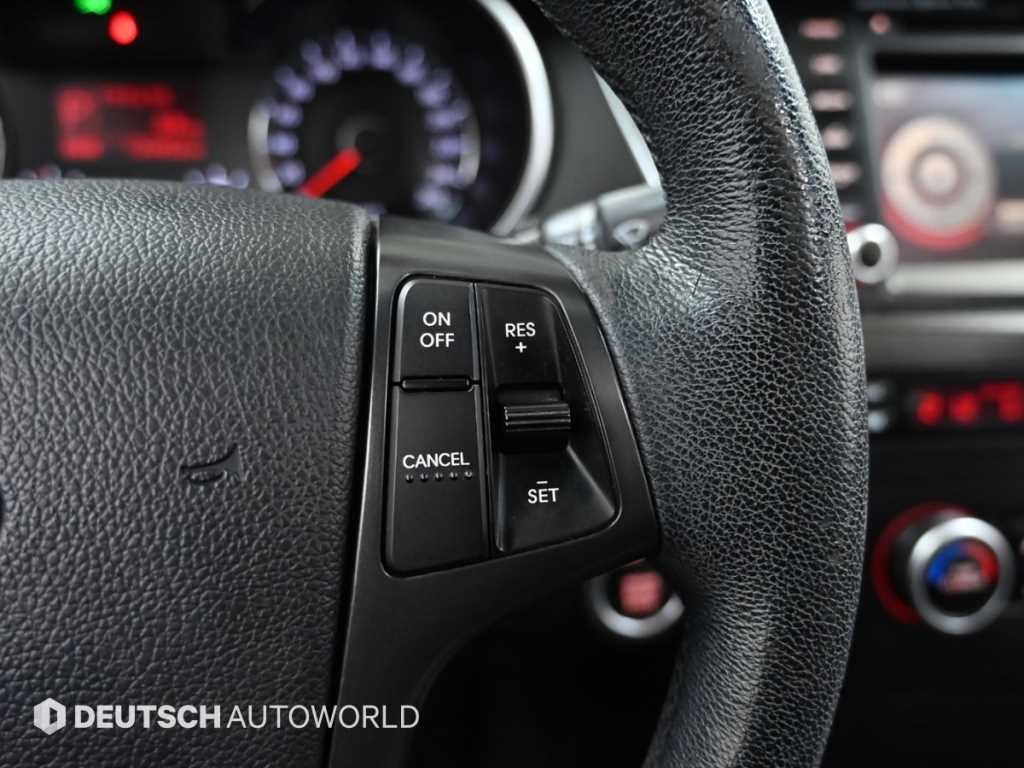 KIA K7 2012 Blanco - Importación desde Corea - HF Imports Iquique - Foto 17