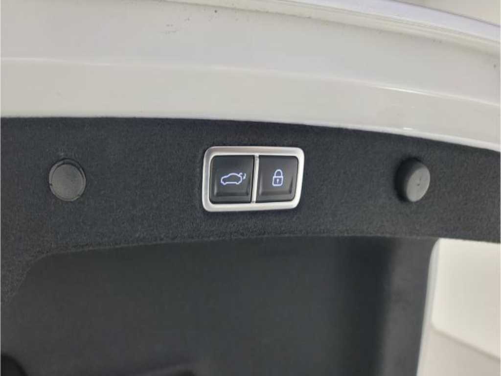 HYUNDAI Grandeur - Vista 4