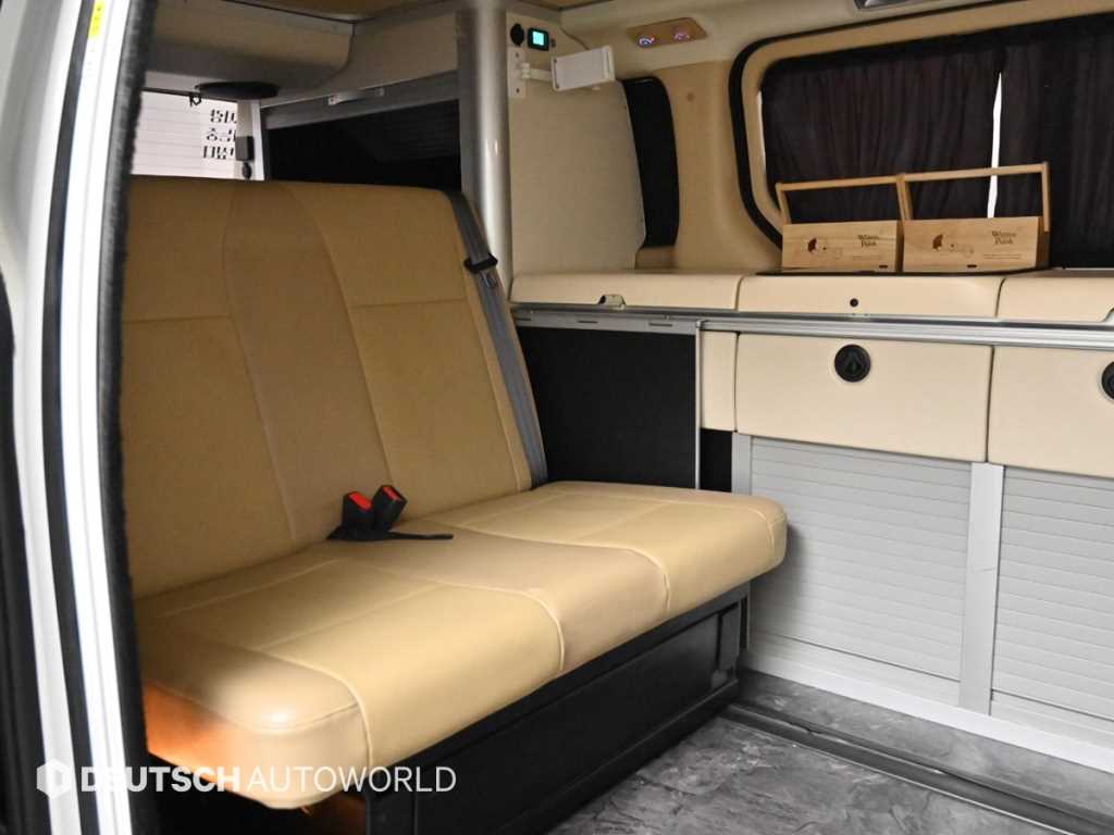 HYUNDAI Starex - Vista 12