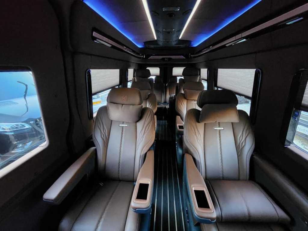 Mercedes Benz Sprinter - Vista 9