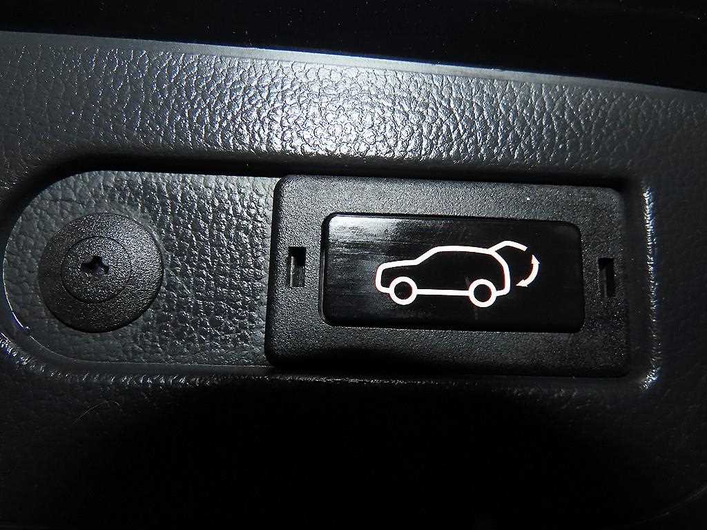 Ssangyong Rexton 2018 Gris - Importación desde Corea - HF Imports Iquique - Foto 16