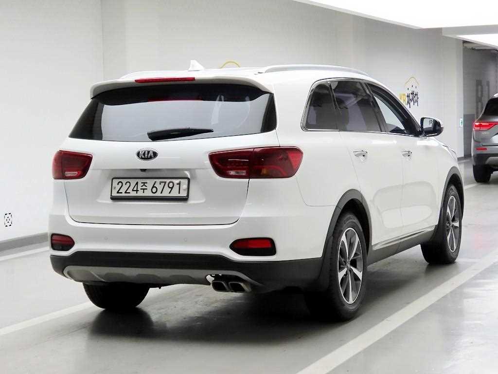KIA Sorento - Vista 4