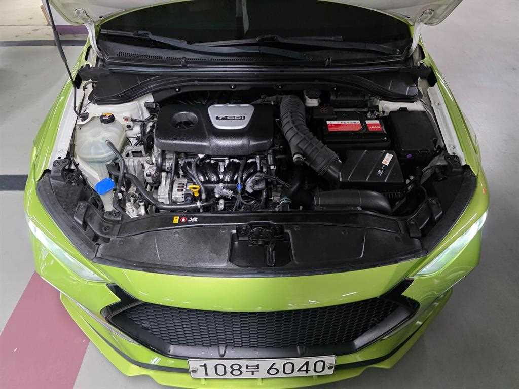 HYUNDAI Avante 2018 Verde - Importación desde Corea - HF Imports Iquique - Foto 20