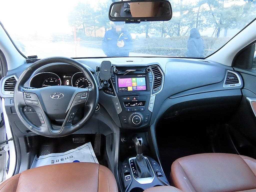 HYUNDAI Santa Fe - Vista 7