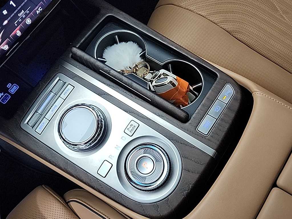 Genesis G80 - Vista 8