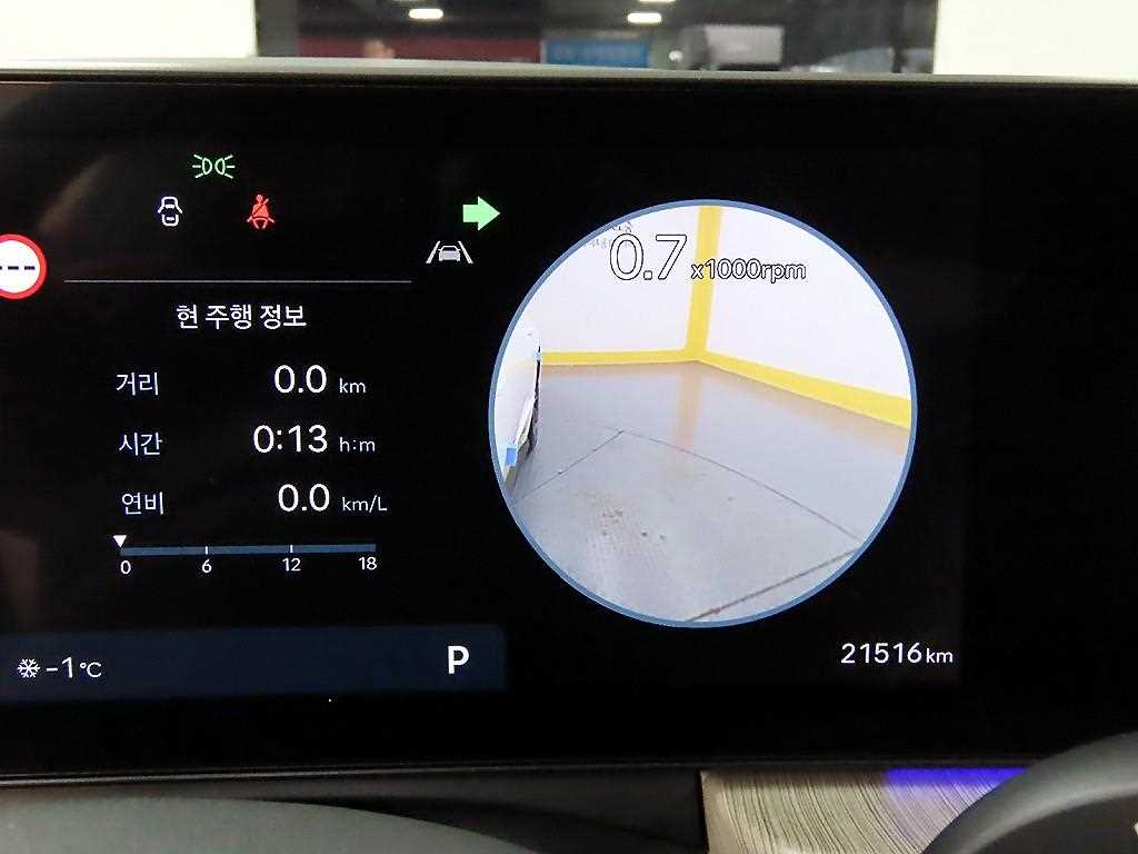 HYUNDAI Sonata - Vista 8