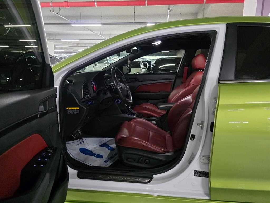 HYUNDAI Avante 2018 Verde - Importación desde Corea - HF Imports Iquique - Foto 15