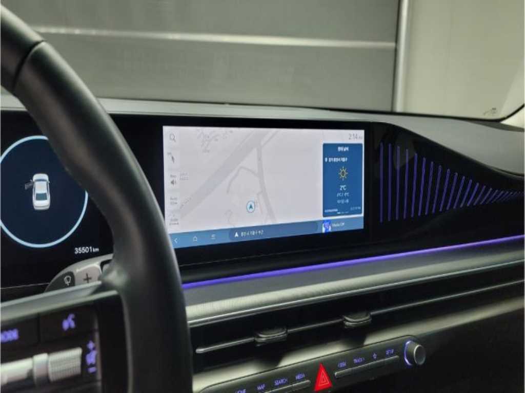 HYUNDAI Grandeur - Vista 10