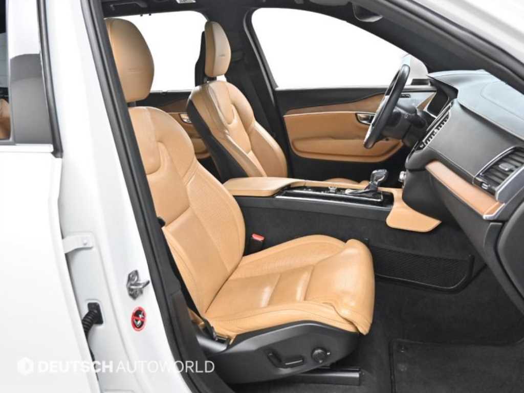 Volvo XC90 - Vista 10