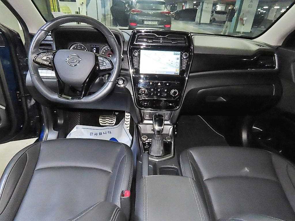 Ssangyong Tivoli - Vista 10