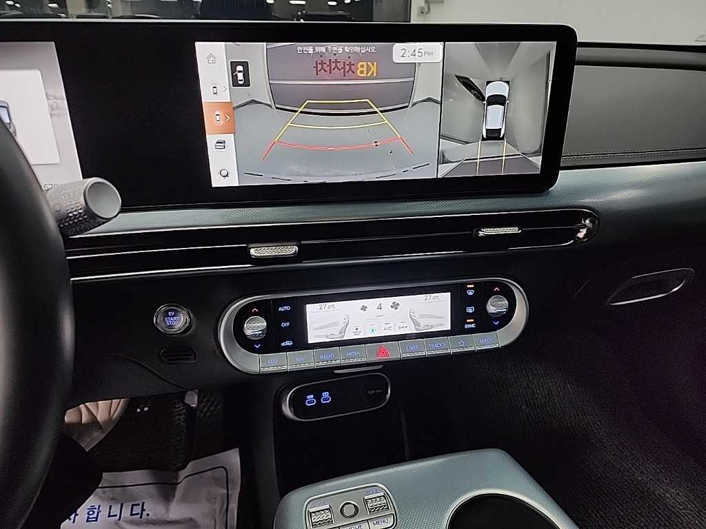 Genesis GV60 - Vista 10