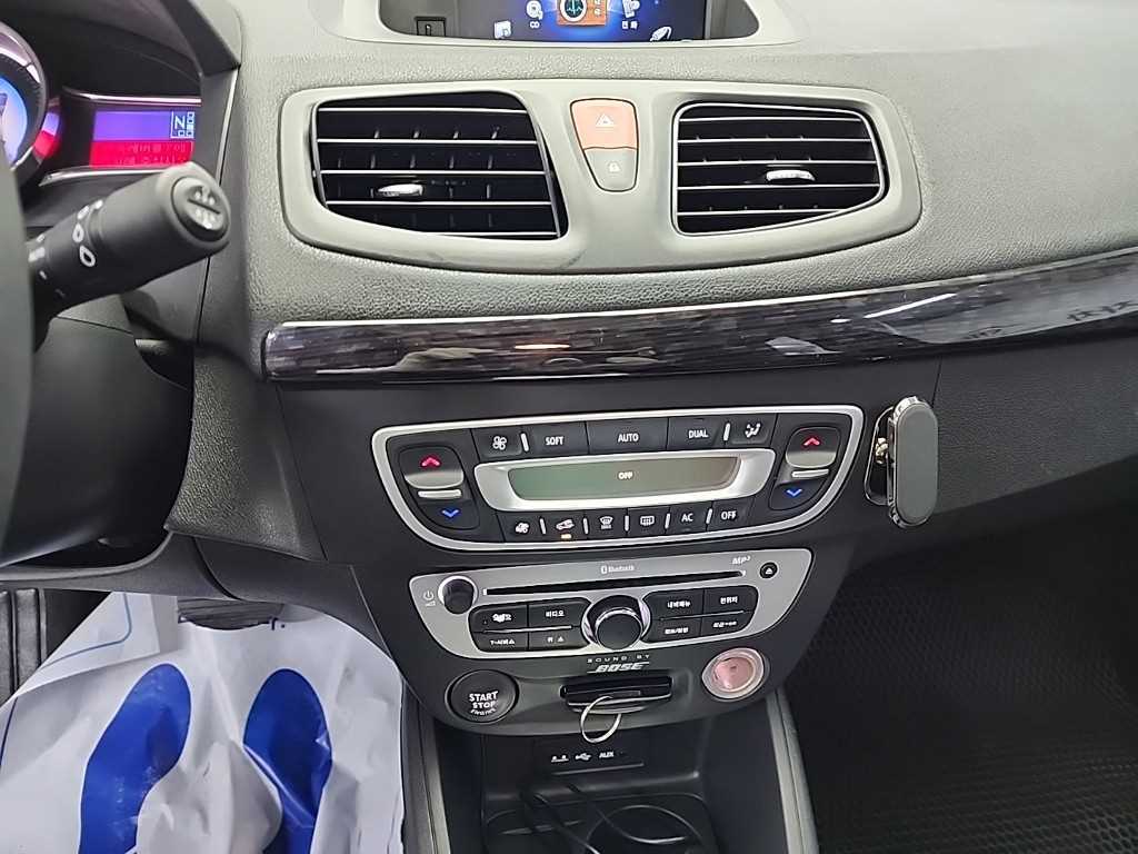 SAMSUNG SM3 - Vista 10