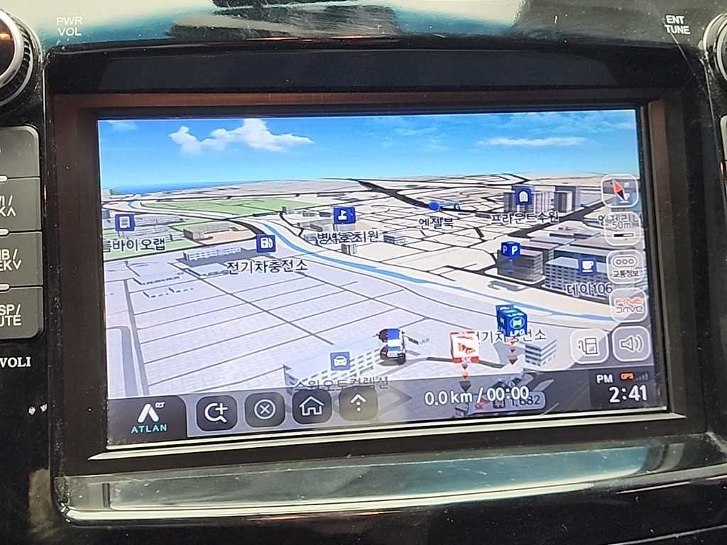 Ssangyong Tivoli 2016 Negro - Importación desde Corea - HF Imports Iquique - Foto 13