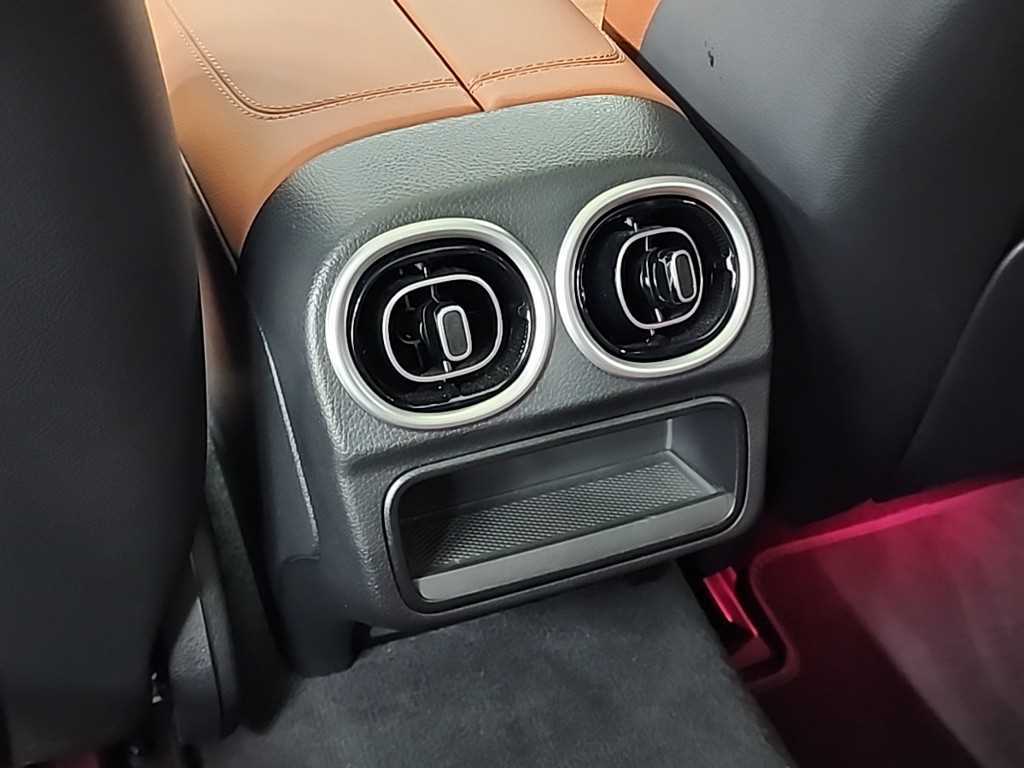 Mercedes Benz C Class 2022 Blanco - Importación desde Corea - HF Imports Iquique - Foto 13