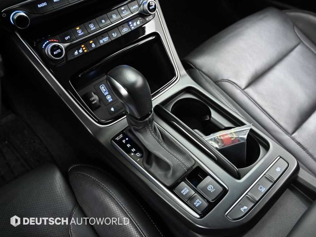 HYUNDAI Grandeur - Vista 9