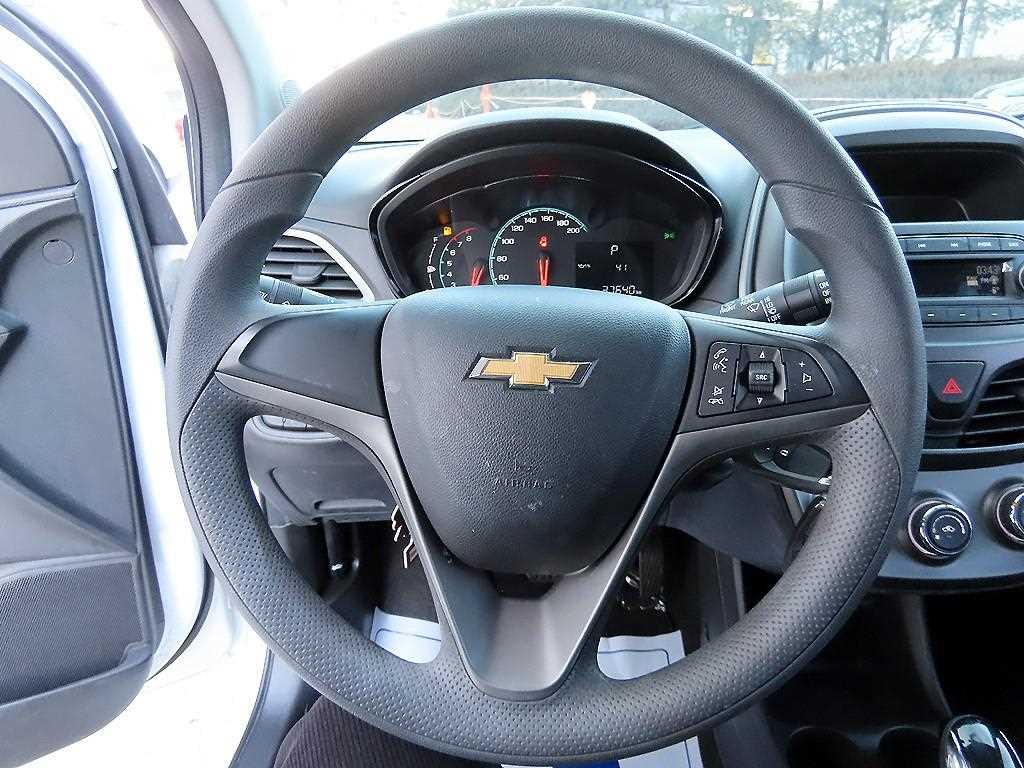 Chevrolet Spark - Vista 8