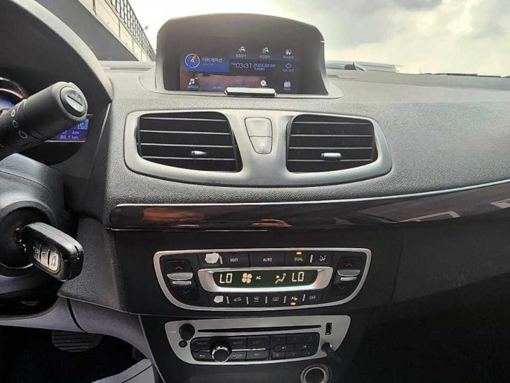 SAMSUNG SM3 - Vista 11