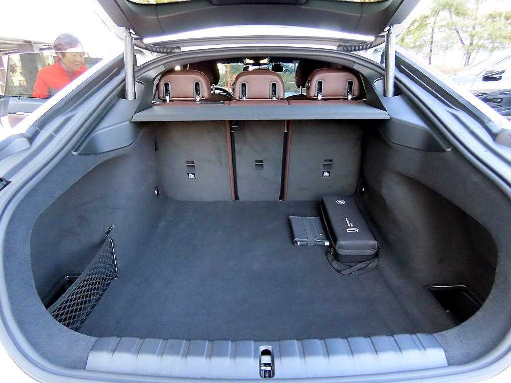 BMW 4 Series 2025 - Importación desde Corea - HF Imports Iquique - Foto 17