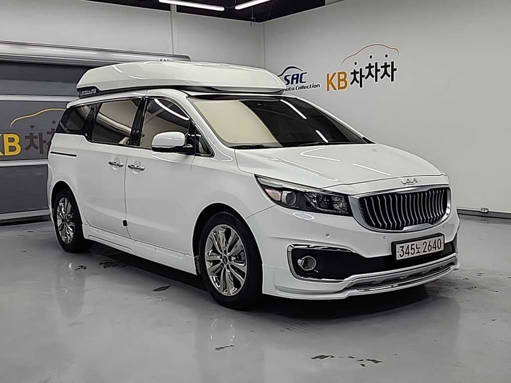 KIA Carnival - Vista 4