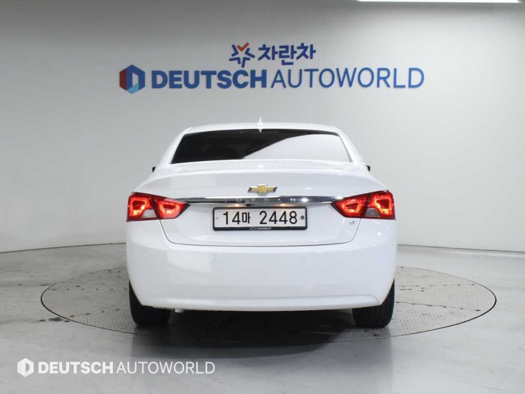 Chevrolet Impala - Vista 4