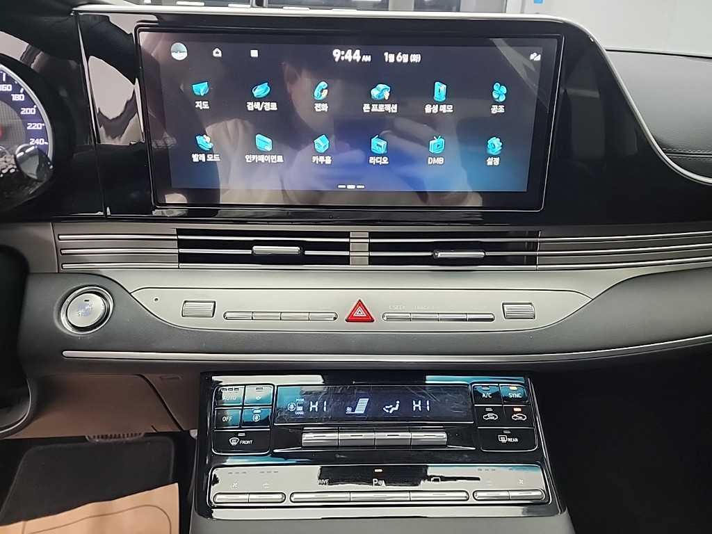 HYUNDAI Grandeur - Vista 10