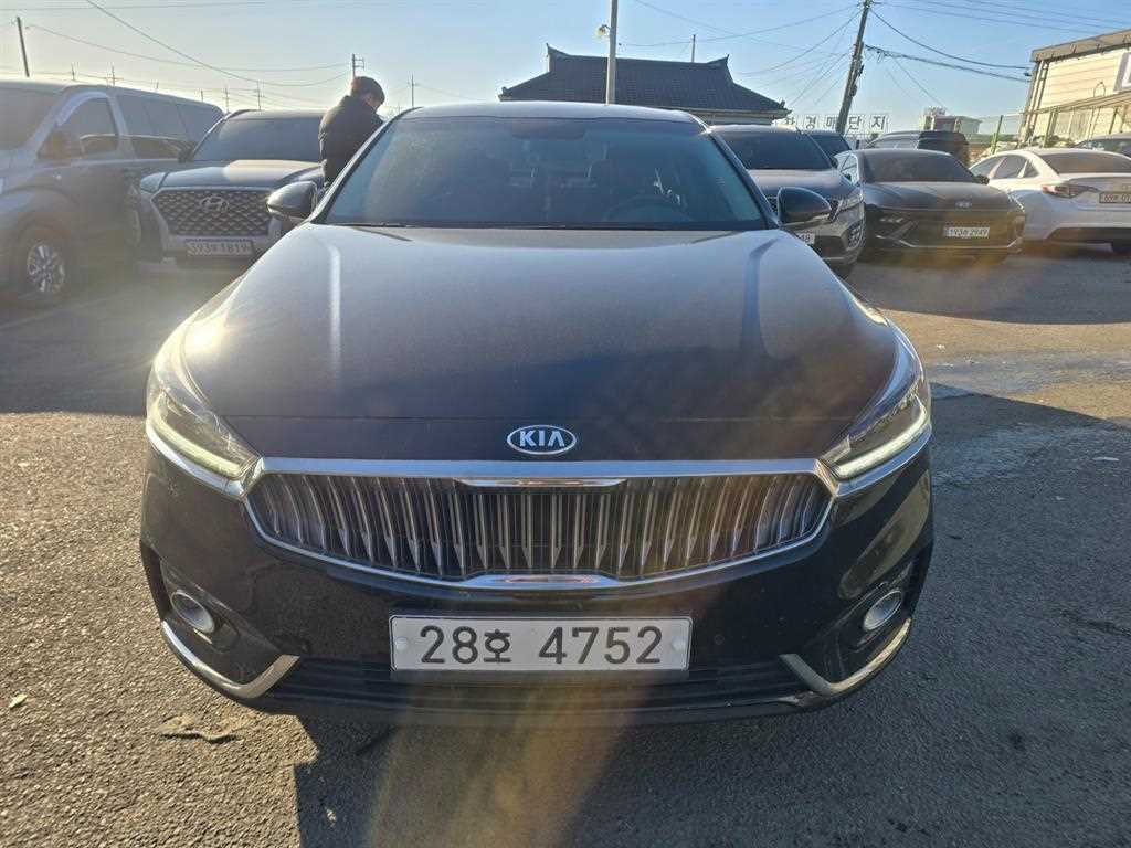 KIA K7 2018 Negro - Importación desde Corea - HF Imports Iquique - Foto 1