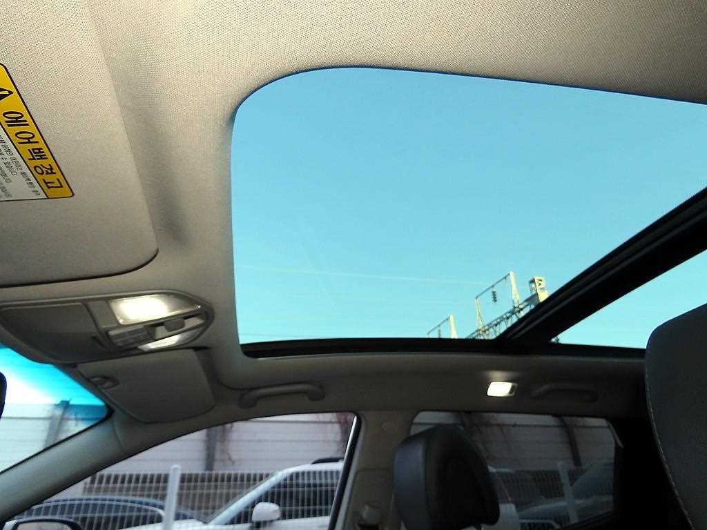 HYUNDAI Santa Fe 2015 Blanco - Importación desde Corea - HF Imports Iquique - Foto 18