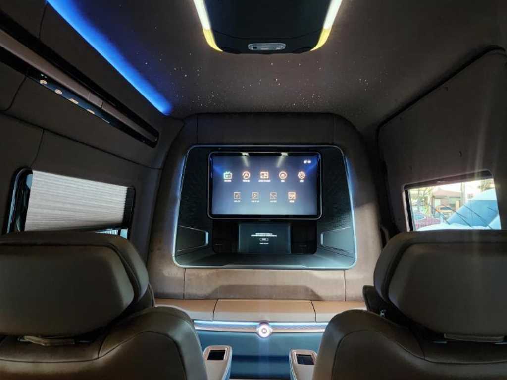 Mercedes Benz Sprinter - Vista 10