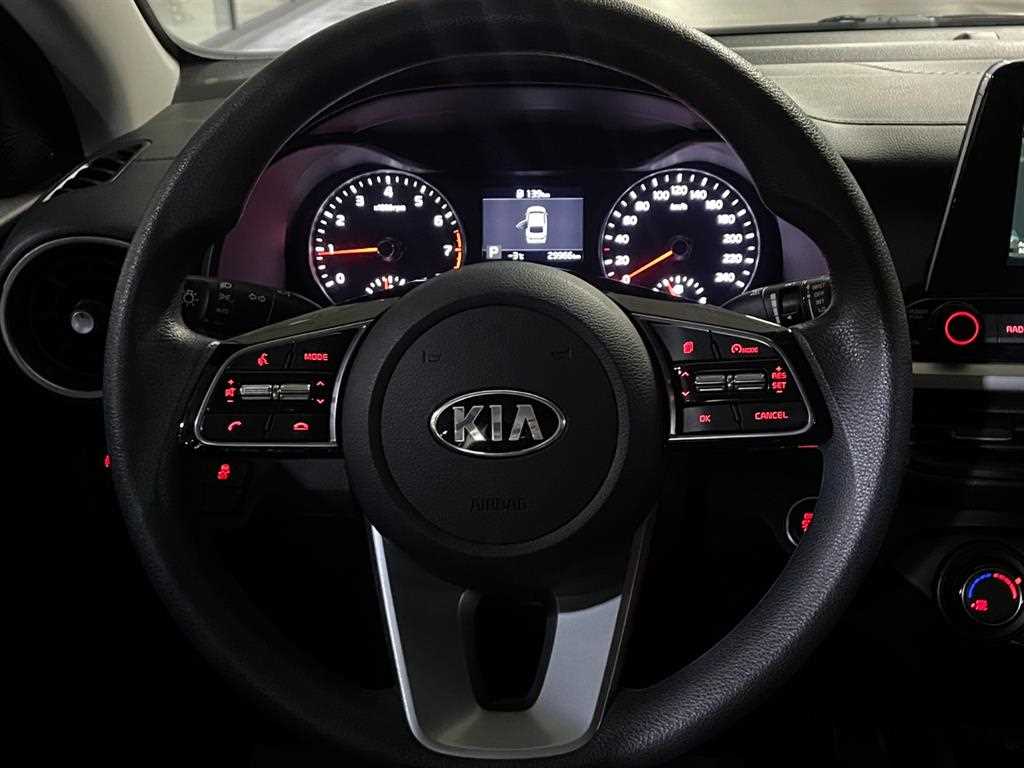 KIA K3 - Vista 10
