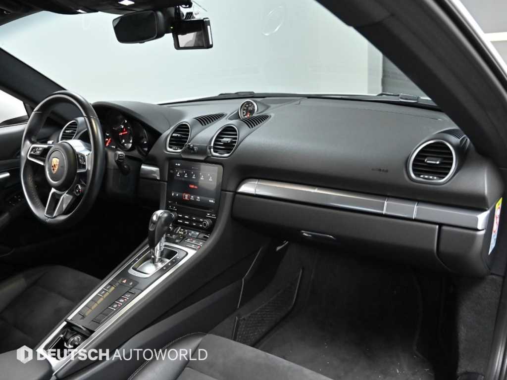 Porsche 718 - Vista 7