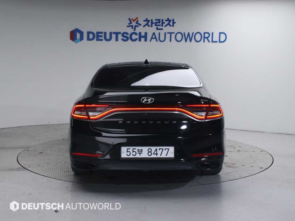 HYUNDAI Grandeur - Vista 4