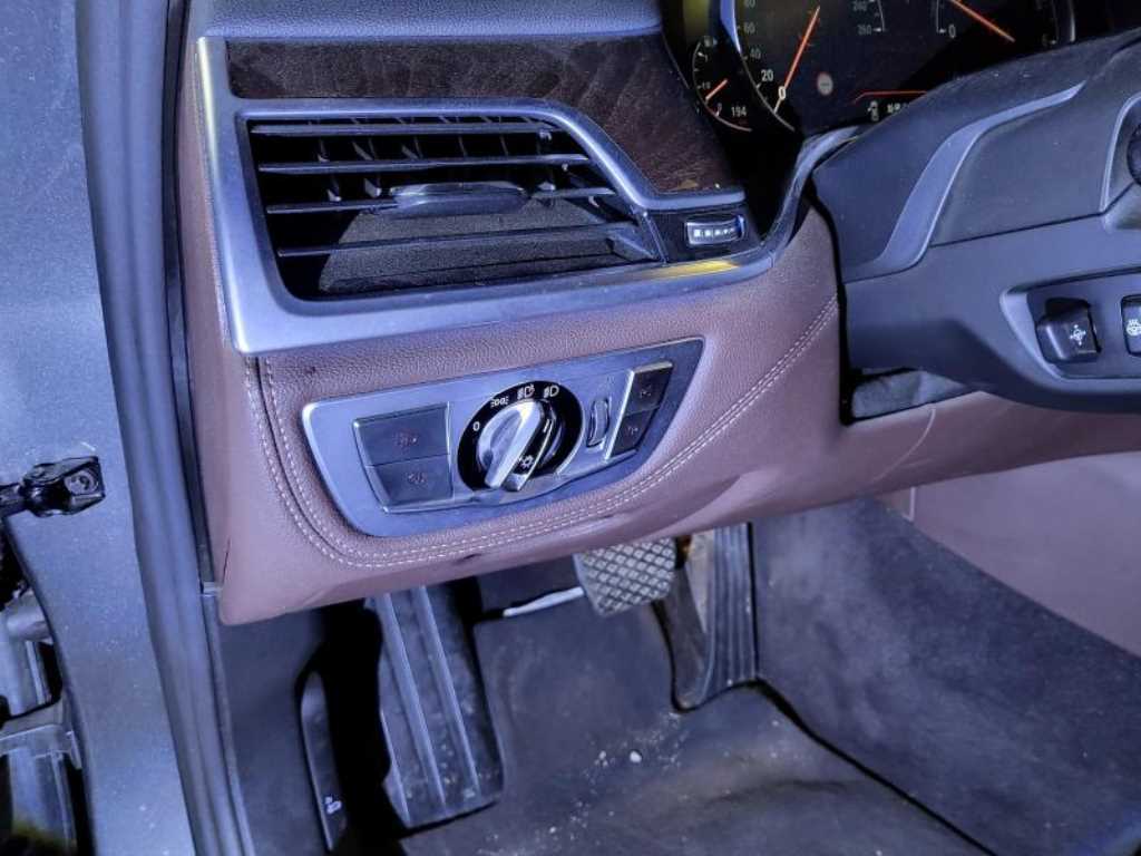 BMW 7 Series 2017 Gris - Importación desde Corea - HF Imports Iquique - Foto 15