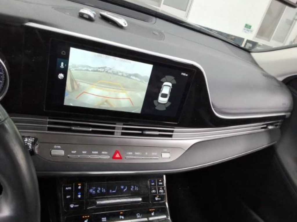 HYUNDAI Grandeur - Vista 6