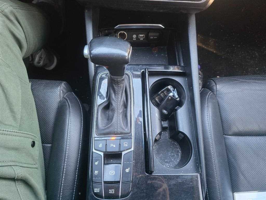 KIA K7 2018 Negro - Importación desde Corea - HF Imports Iquique - Foto 17