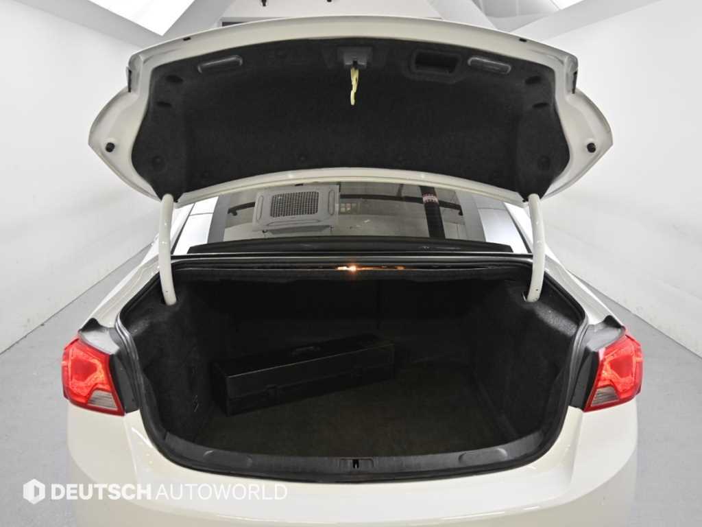 Chevrolet Impala 2016 Blanco - Importación desde Corea - HF Imports Iquique - Foto 20