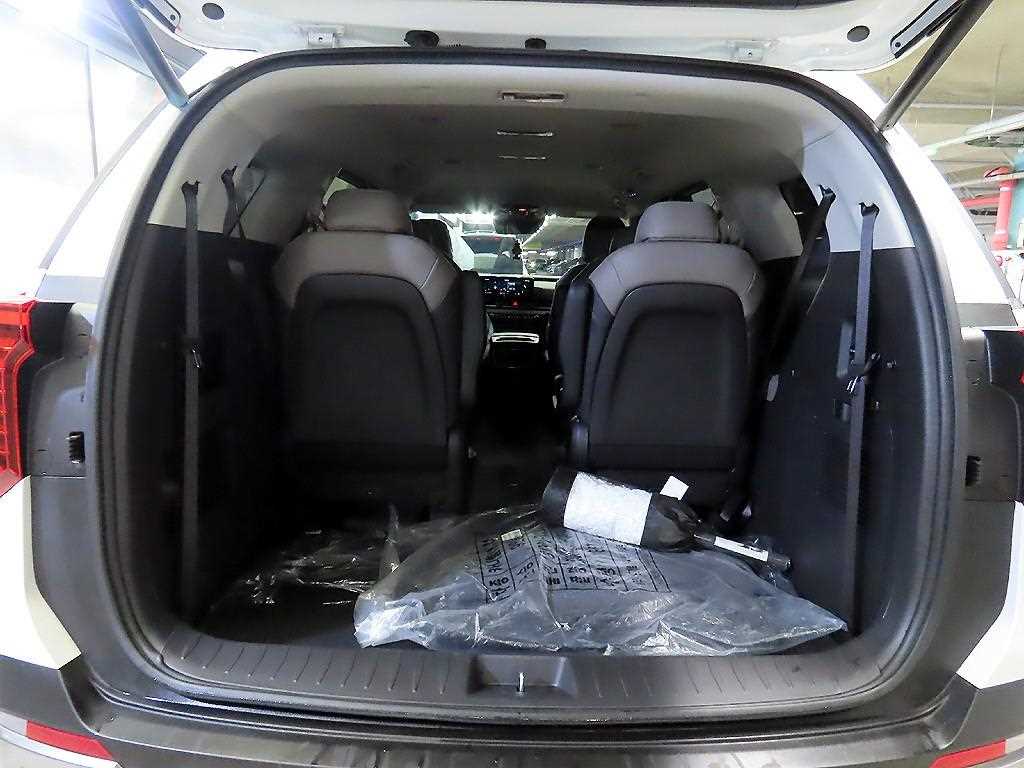 KIA Carnival 2025 Blanco - Importación desde Corea - HF Imports Iquique - Foto 16