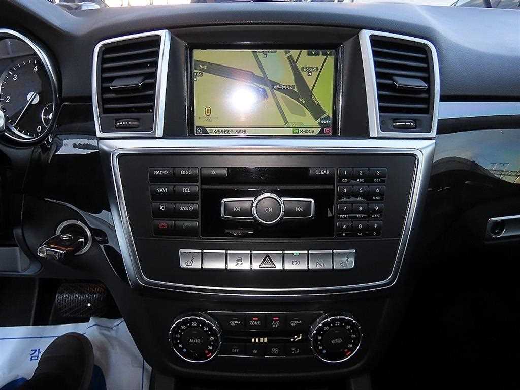 Mercedes Benz M Class 2013 Plateado - Importación desde Corea - HF Imports Iquique - Foto 13