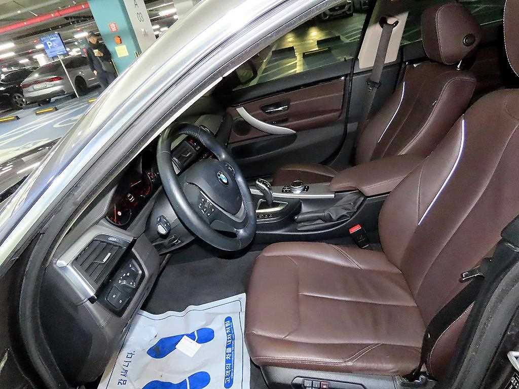 BMW 4 Series - Vista 6