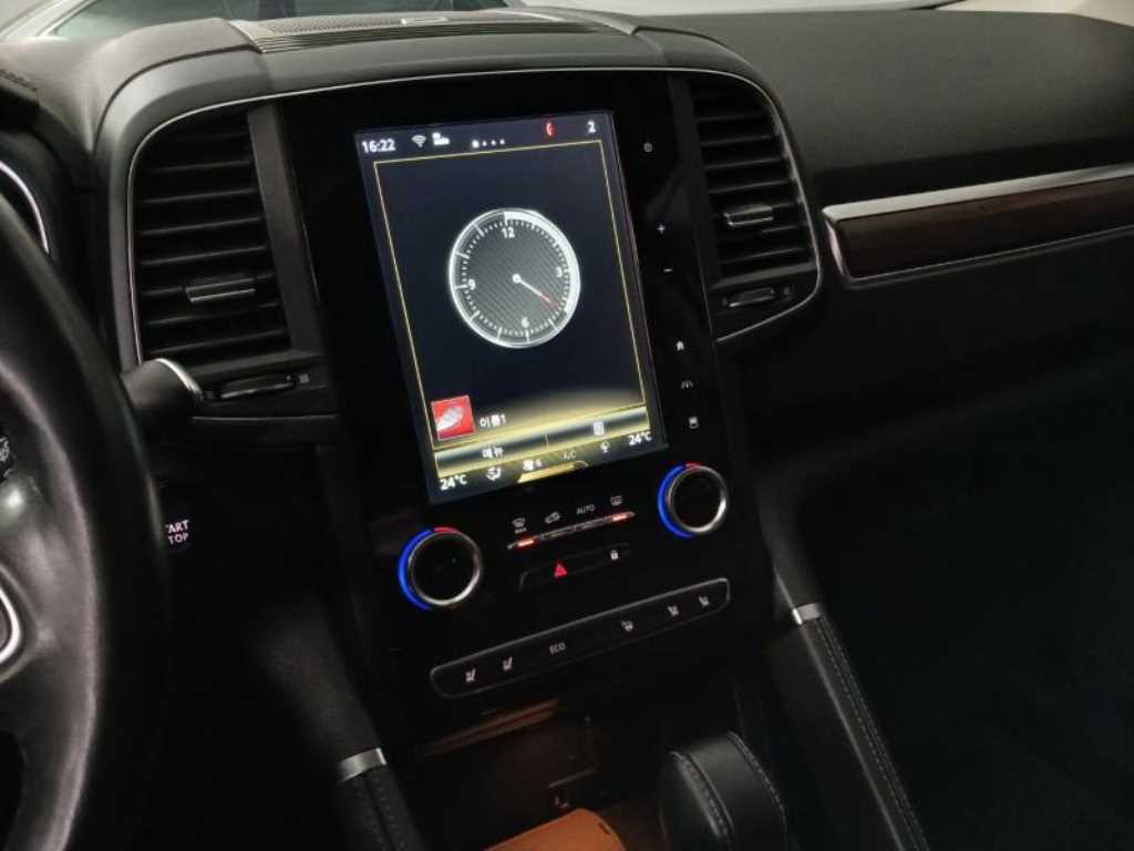 SAMSUNG QM6 - Vista 11