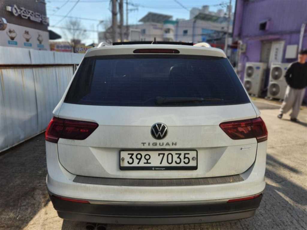 Volkswagen Tiguan - Vista 3