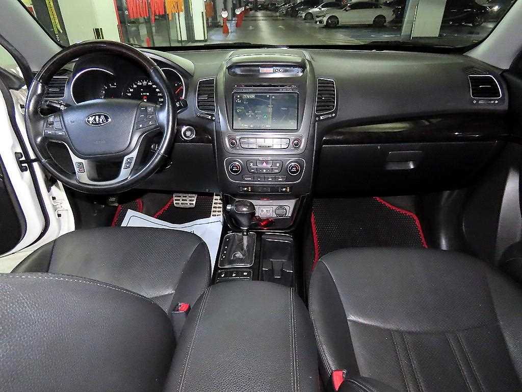 KIA Sorento - Vista 10