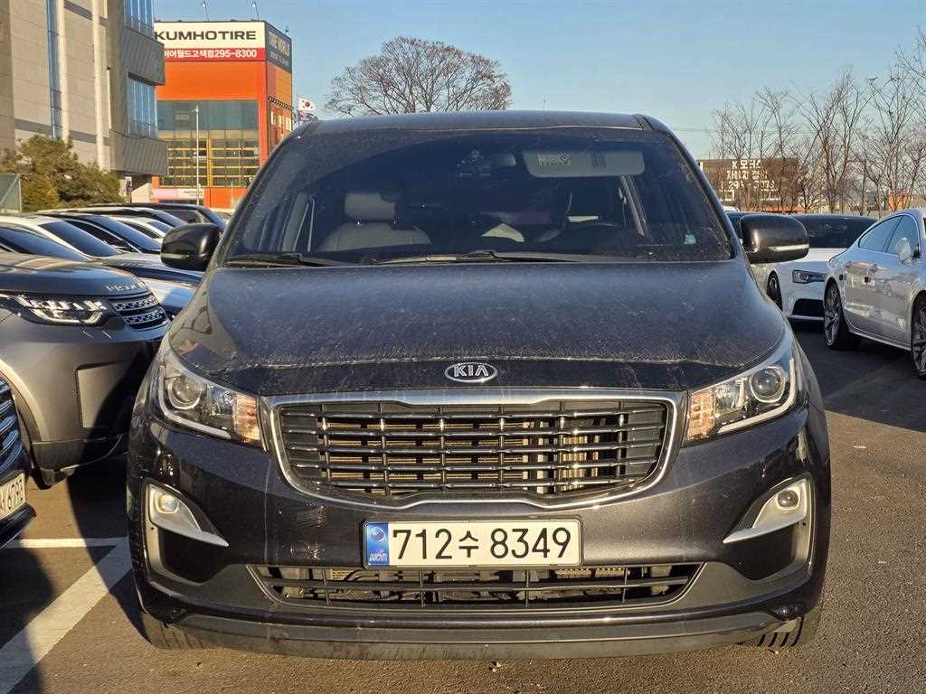 KIA Carnival 2019 Gris - Importación desde Corea - HF Imports Iquique - Foto 1