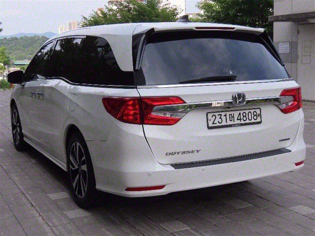 Honda Odyssey - Vista 4