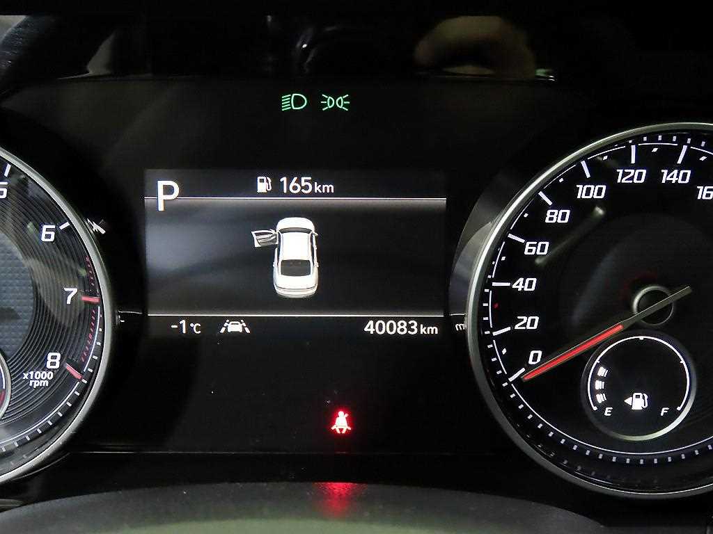 HYUNDAI Grandeur - Vista 9