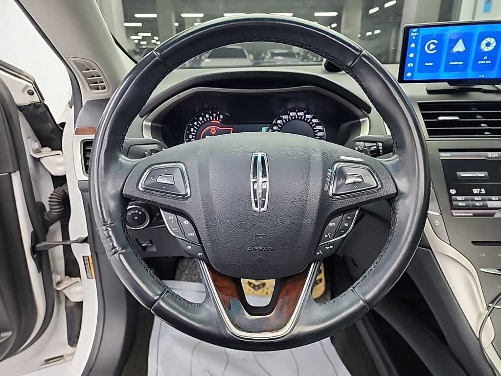Lincoln MKZ - Vista 9