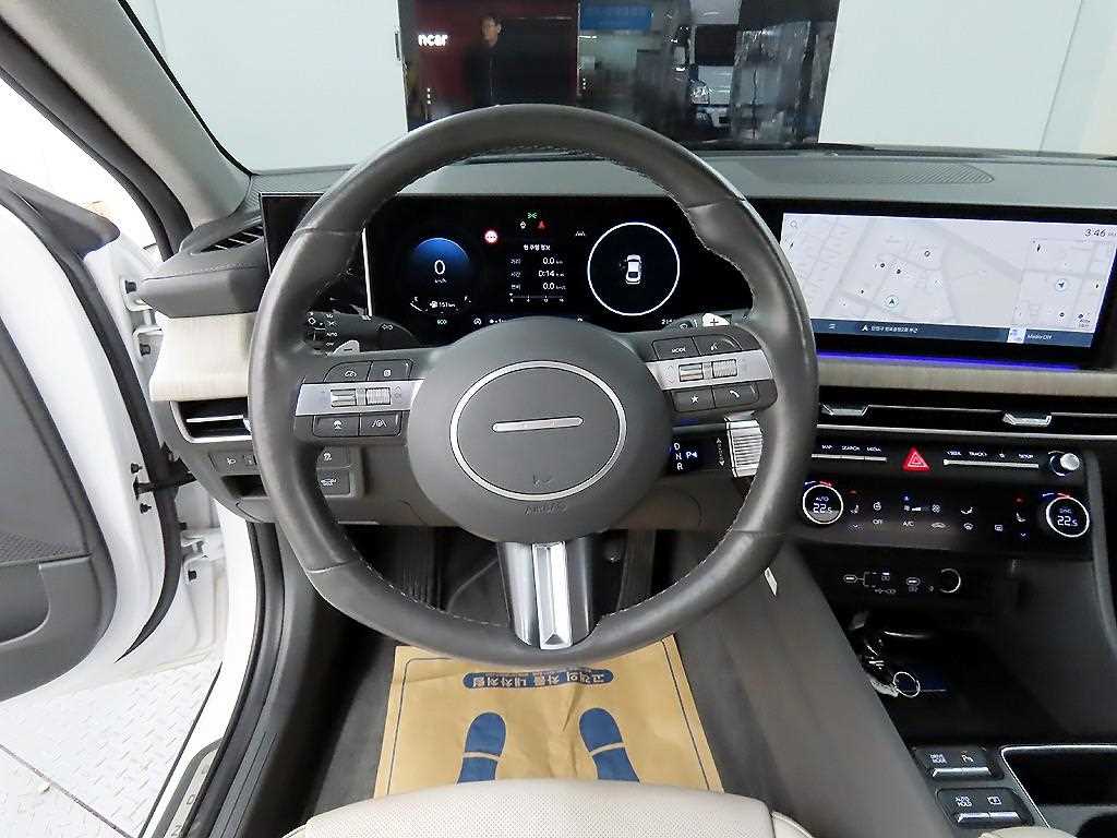 HYUNDAI Sonata - Vista 9