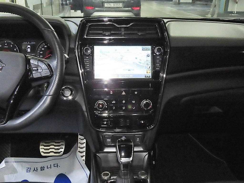 Ssangyong Tivoli - Vista 11