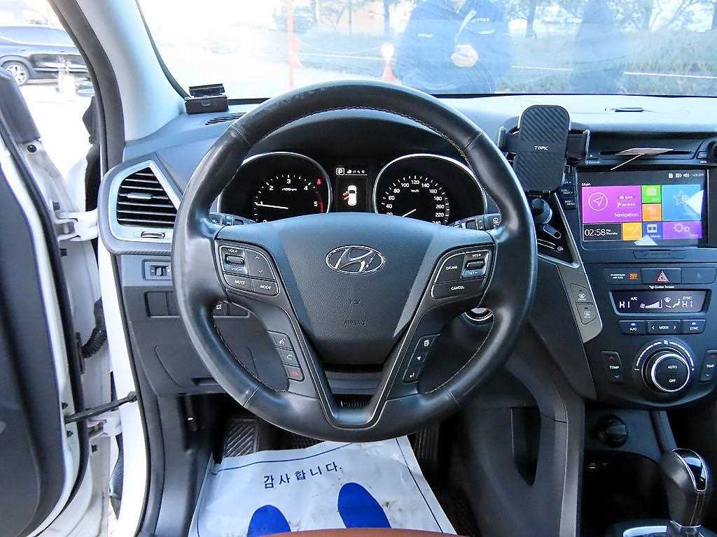 HYUNDAI Santa Fe - Vista 8