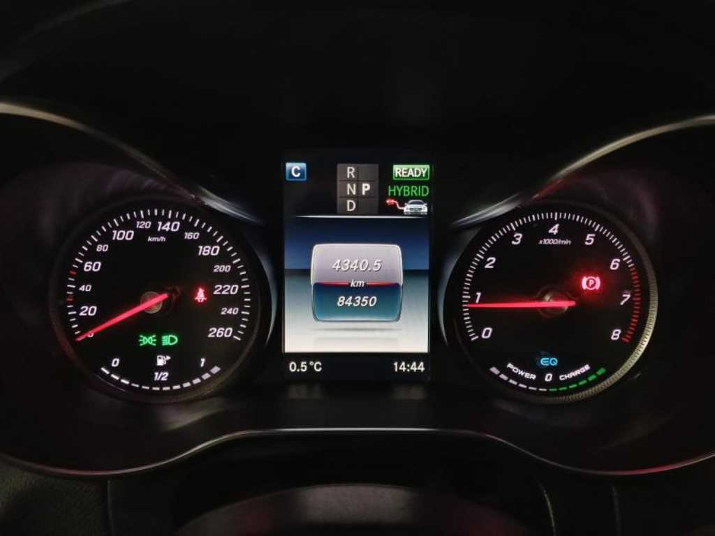 Mercedes Benz GLC Class - Vista 10